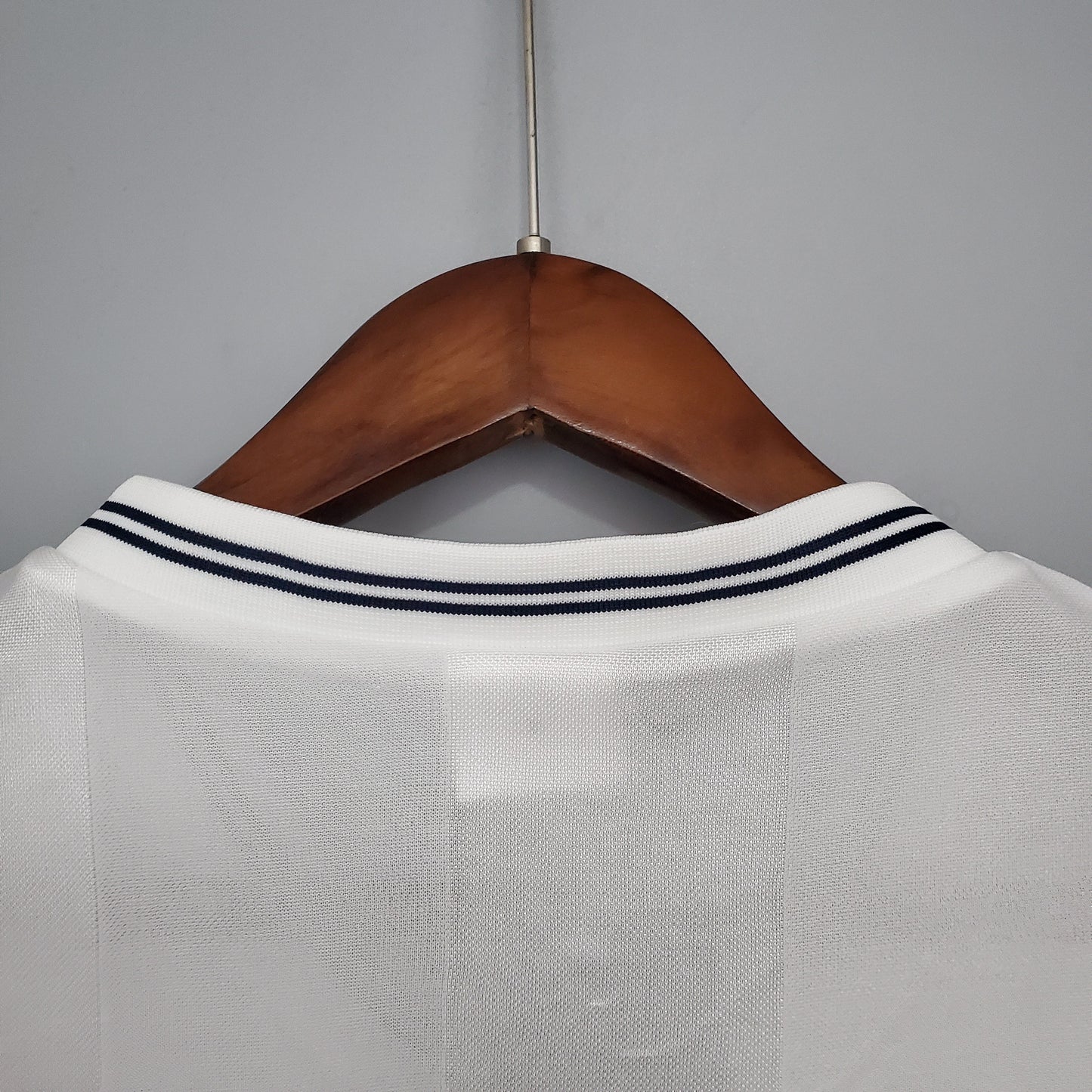 TOTTENHAM l 83/84 HOMME (RÉTRO)