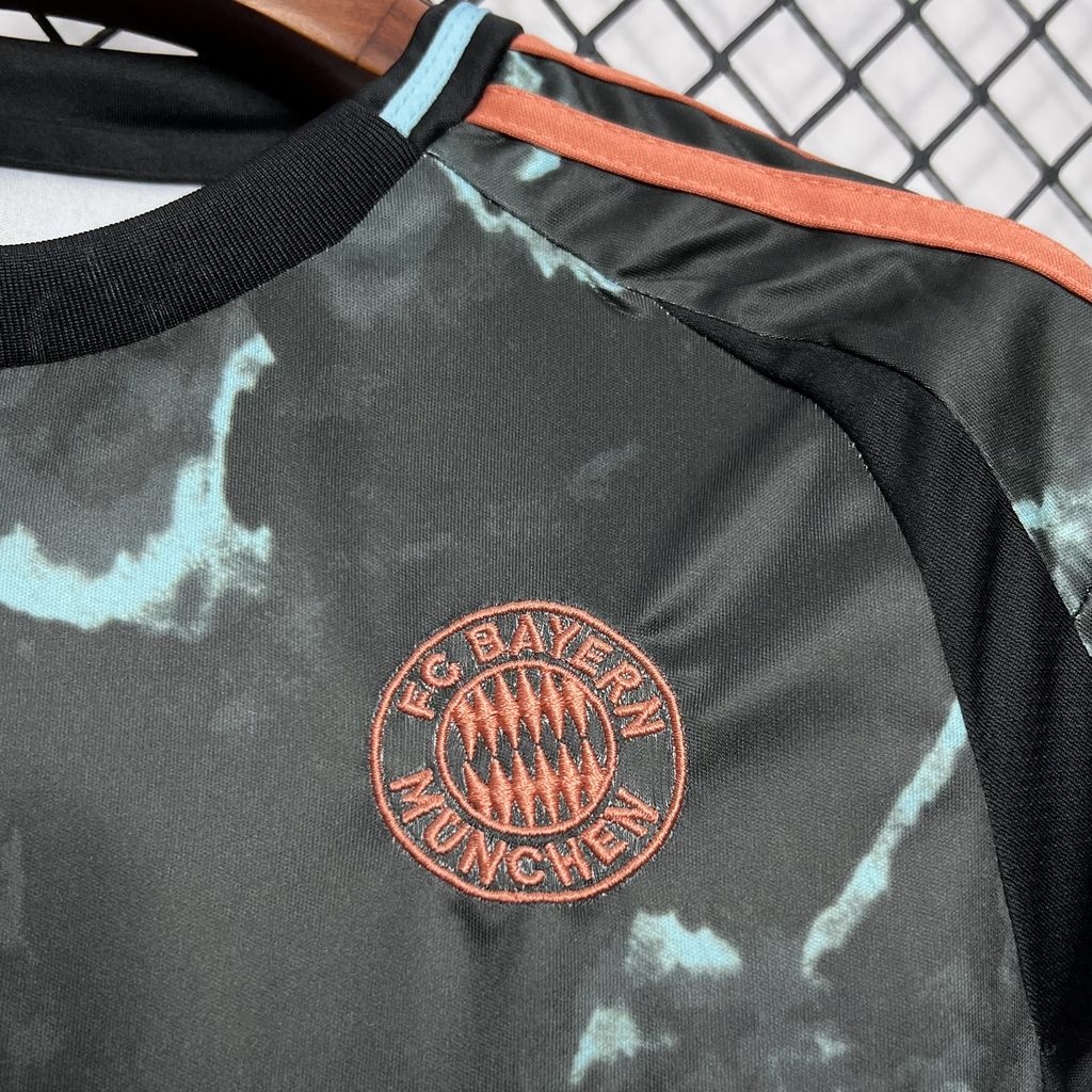 BAYERN DE MUNICH II 24/25 KIT ENFANT