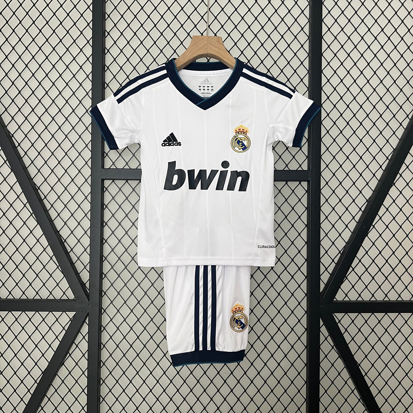 REAL MADRID I 12/13 KIT ENFANT (RÉTRO)