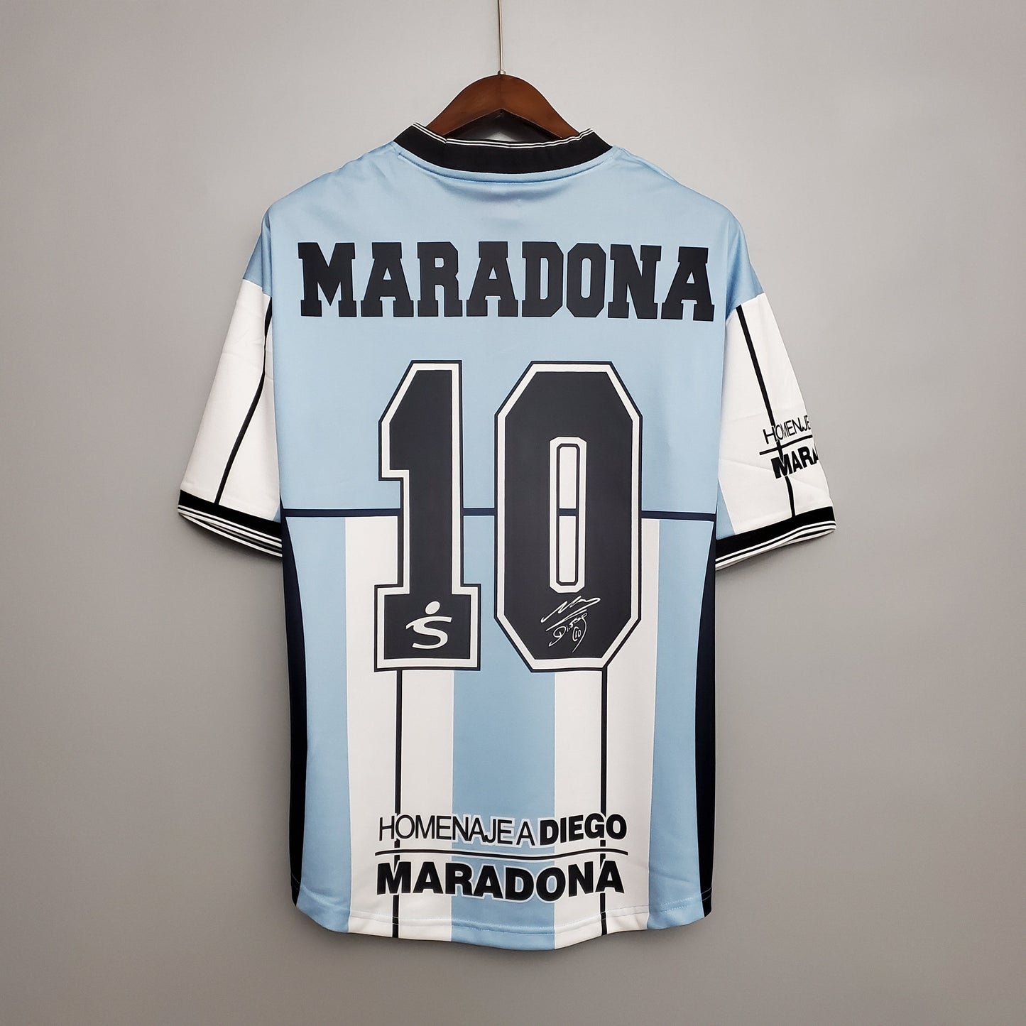 ARGENTINA EDICIÓN COMEMORATIVA 2001 HOMME (RÉTRO)