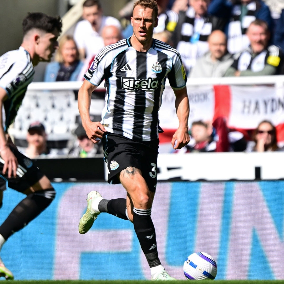 NEWCASTLE UNITED I 25/26 HOMME (VERSIÓN JUGADOR)