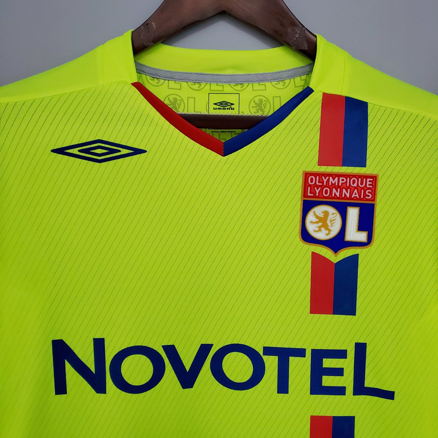 LYON I 08/09 HOMME (RÉTRO)