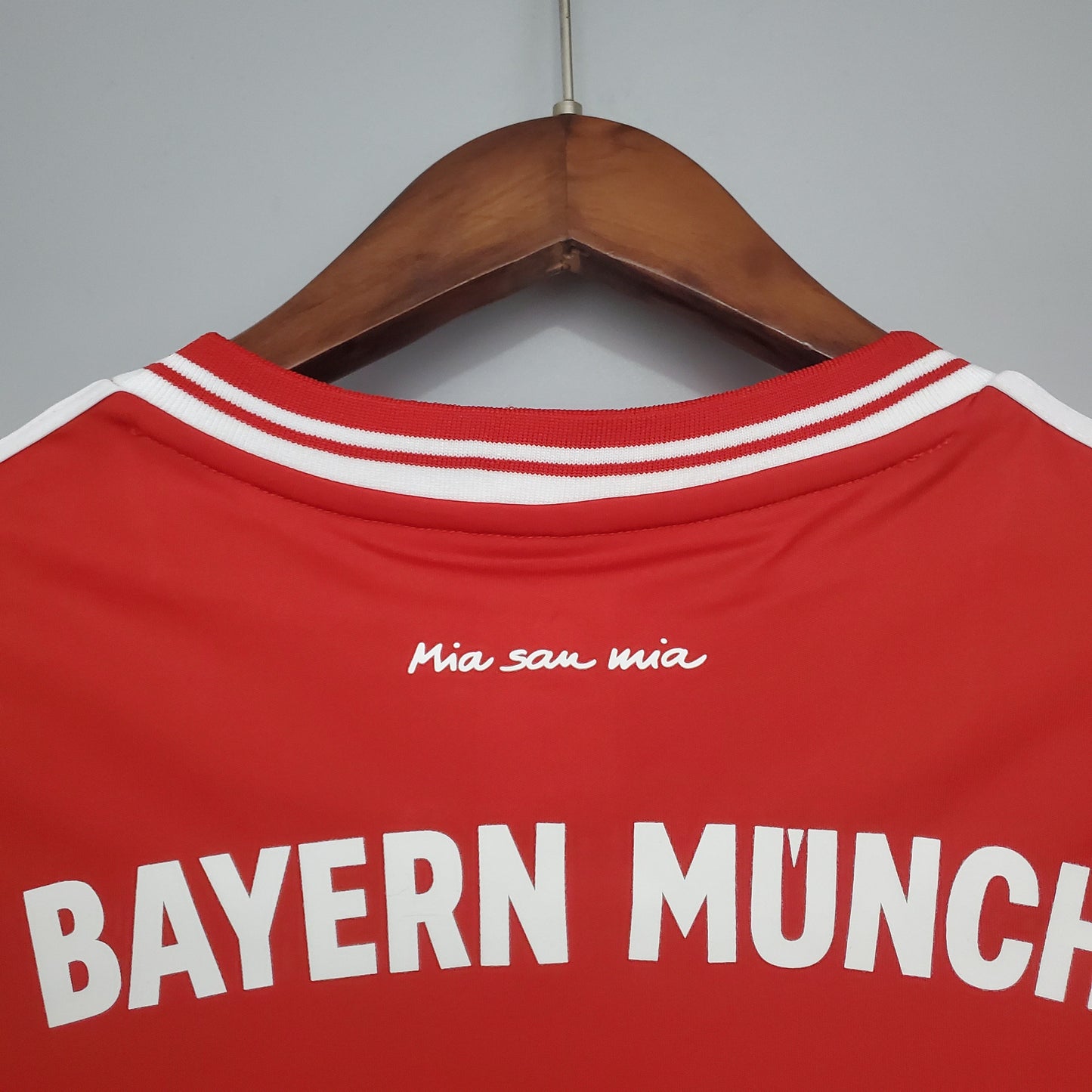 BAYERN DE MUNICH I 2013 HOMME (RÉTRO) MANGA LARGA
