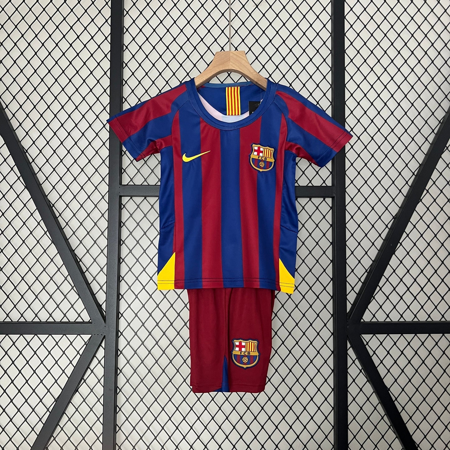 BARCELONA I 05/06 KIT ENFANT (RÉTRO)