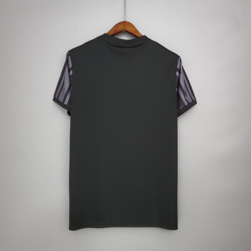 LIVERPOOL EDICIÓN ESPECIAL HOMME (RÉTRO)