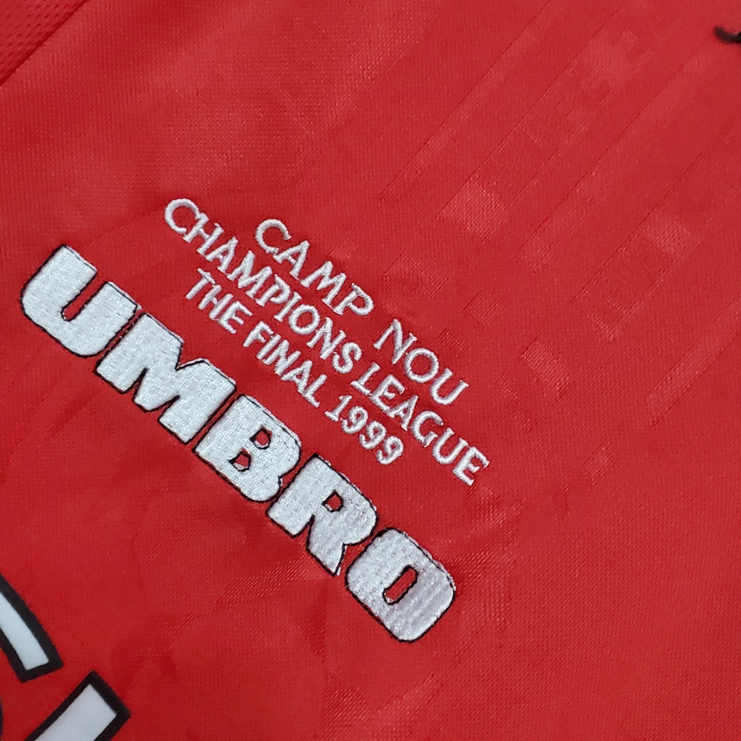 MANCHESTER UNITED I 99/00 HOMME (RÉTRO)