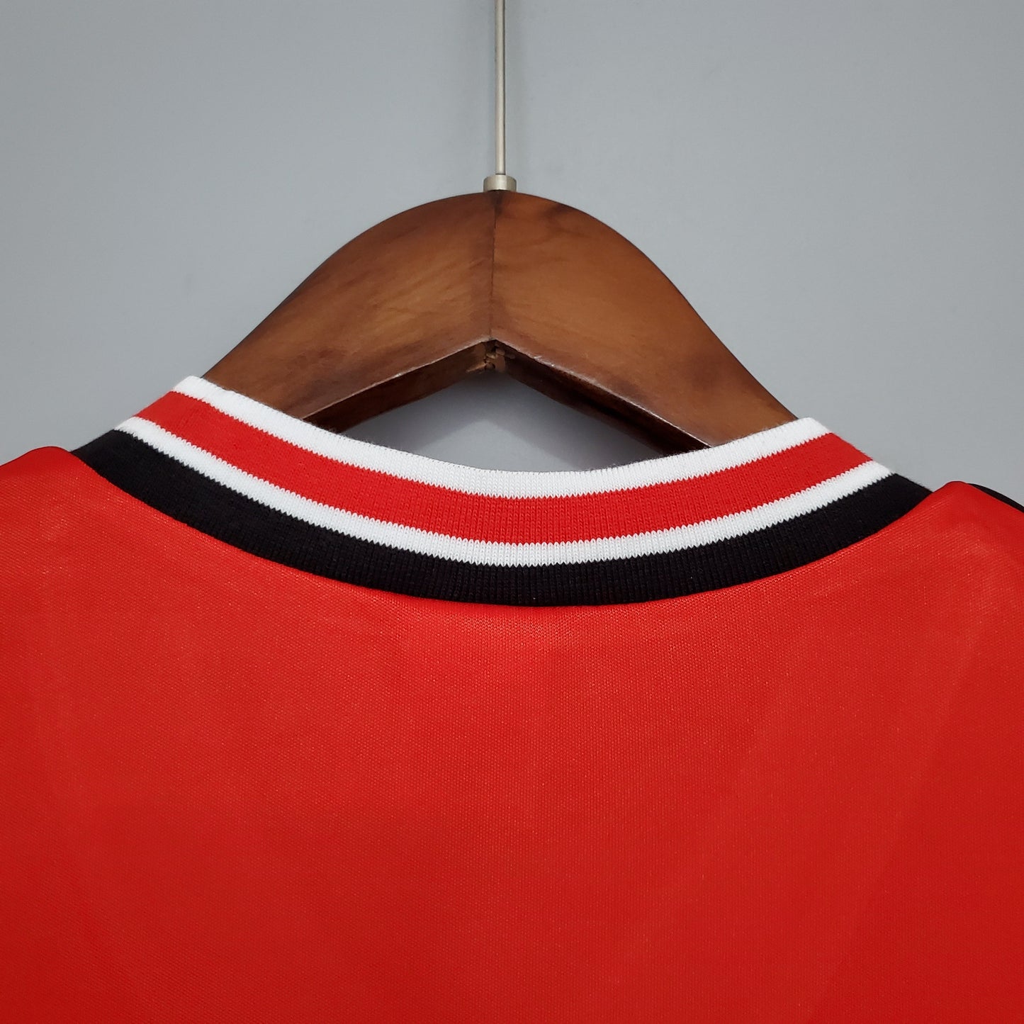 MANCHESTER UNITED I 1985 HOMME (RÉTRO)