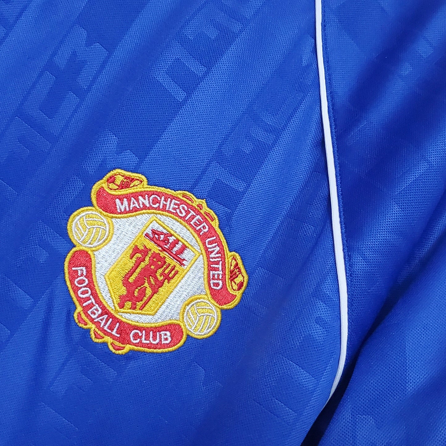MANCHESTER UNITED I 88/90 HOMME (RÉTRO)