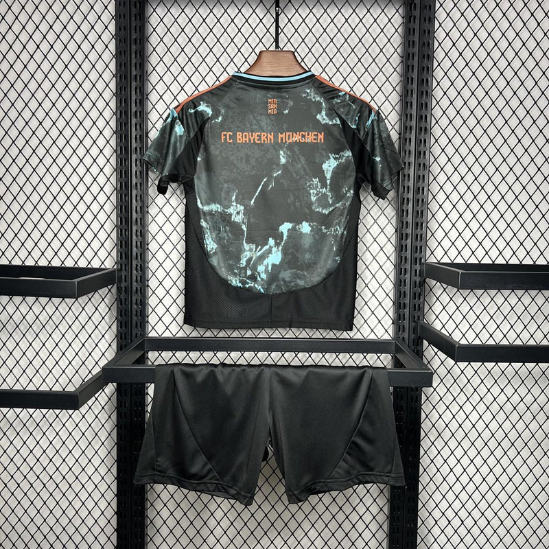 BAYERN DE MUNICH II 24/25 KIT ENFANT