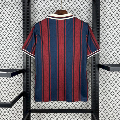 BARCELONA CLASSIC 25/26 HOMME LANZAMIENTO