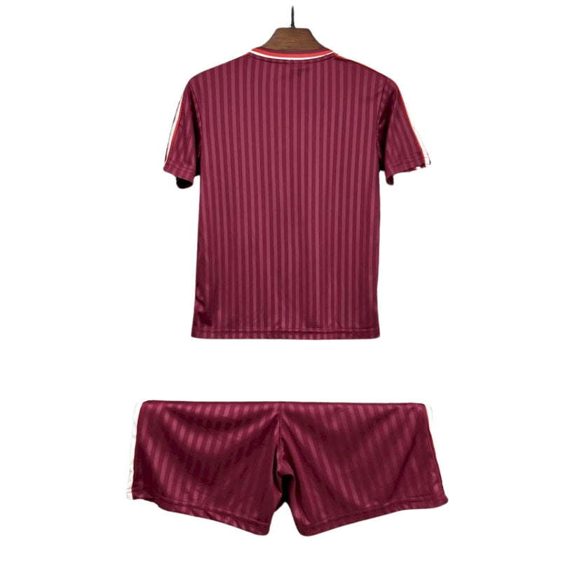 BAYERN MUNICH TERRACE ICONS 25/26 KIT ENFANT