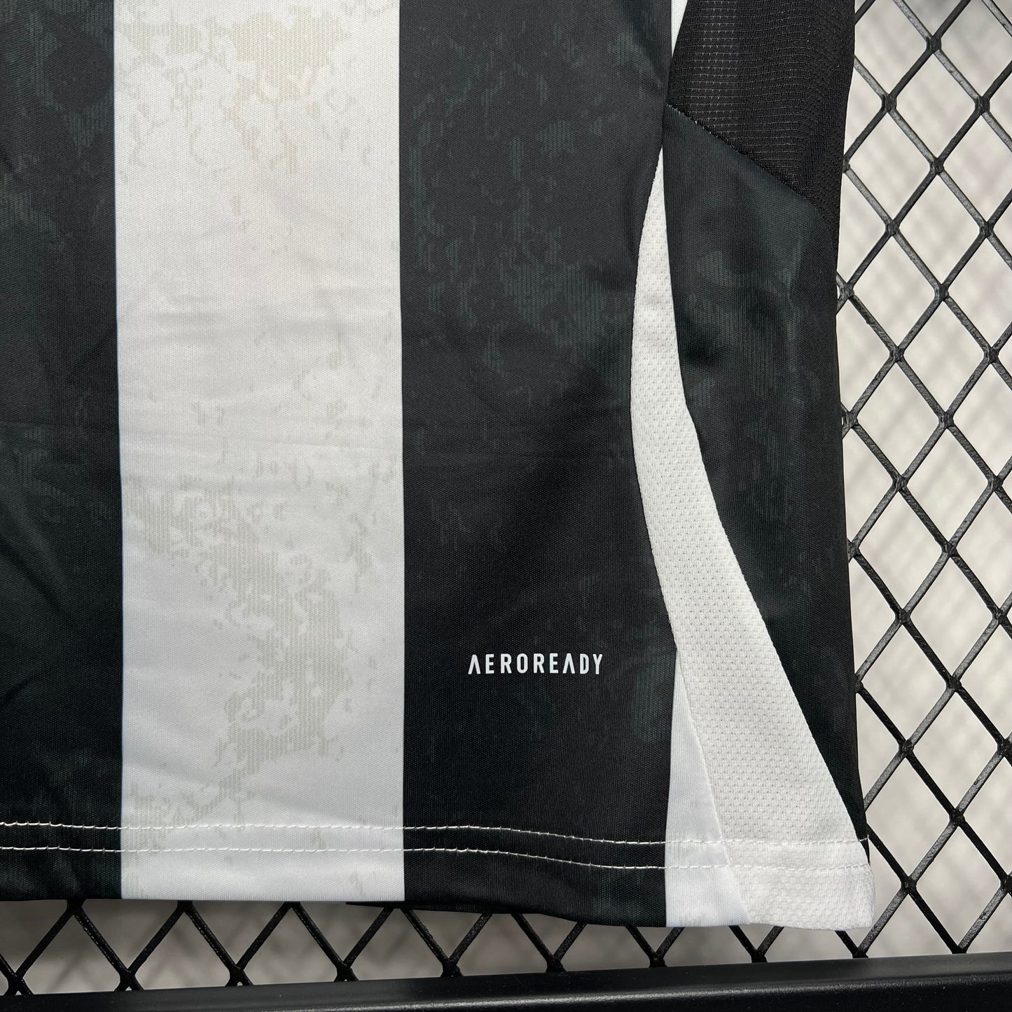 JUVENTUS I 24/25 KIT ENFANT
