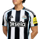NEWCASTLE UNITED I 25/26 HOMME (VERSIÓN JUGADOR)