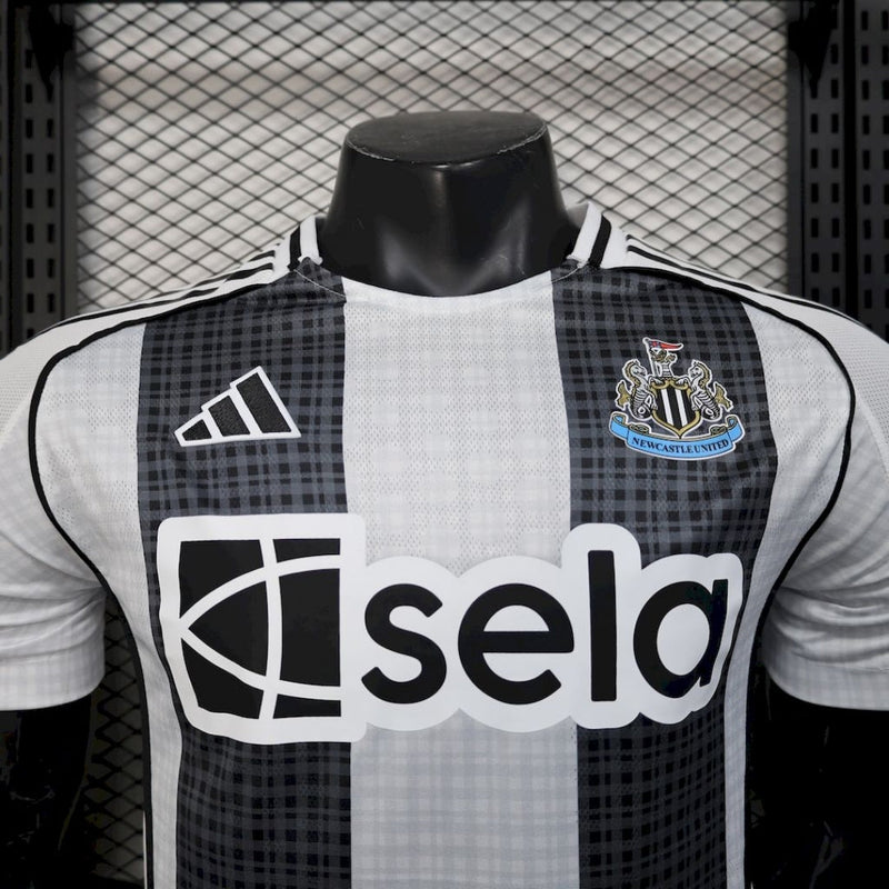 NEWCASTLE UNITED I 25/26 HOMME (VERSIÓN JUGADOR)
