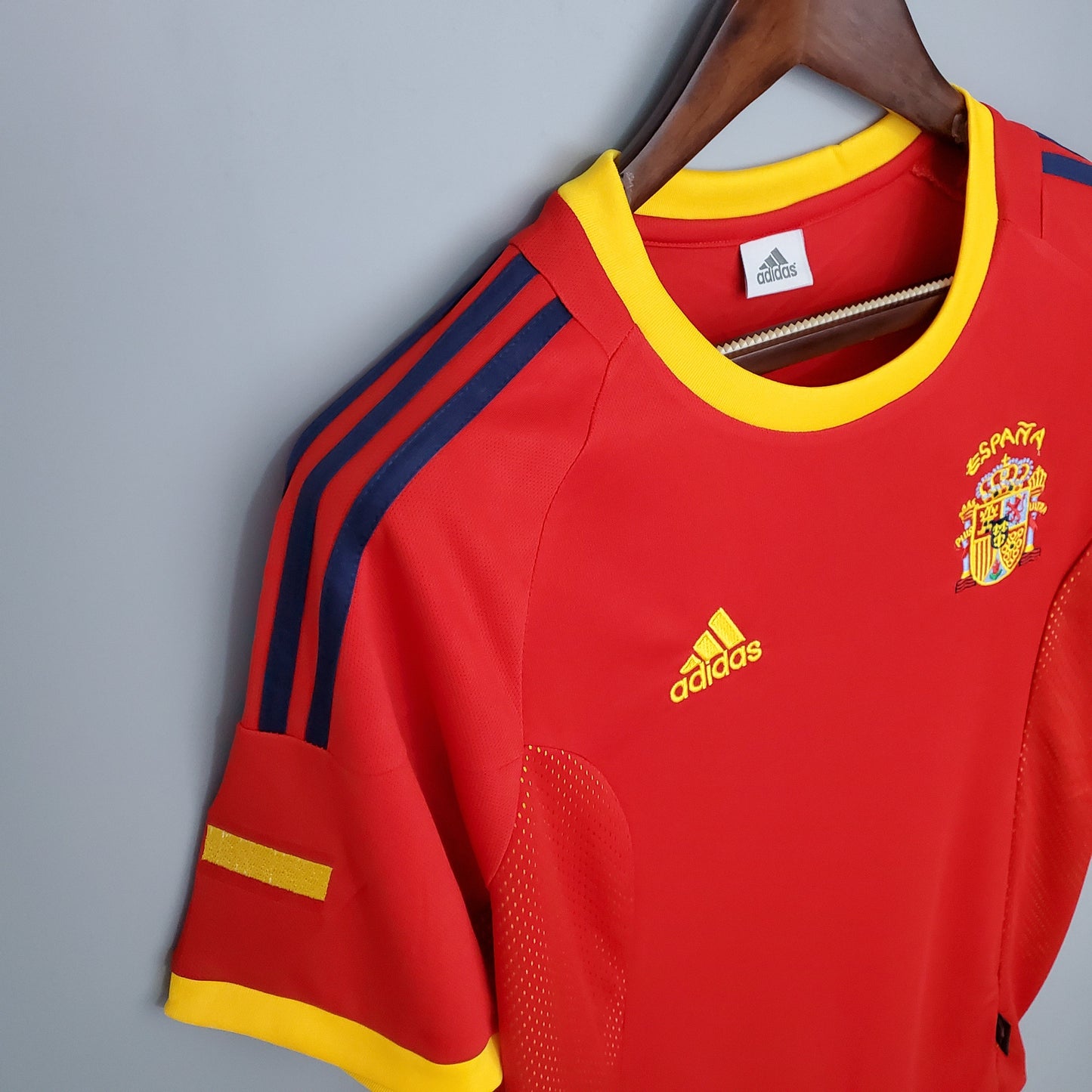 ESPAÑA l 2002 HOMME (RÉTRO)