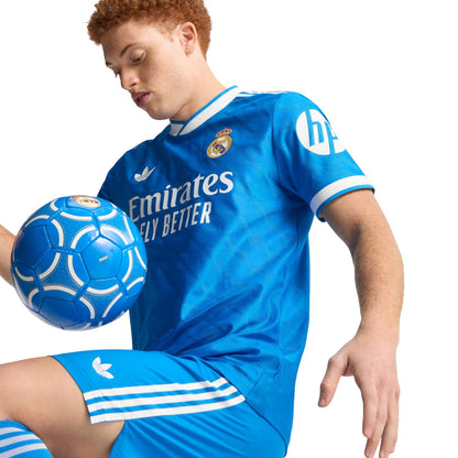 REAL MADRID III 25/26 HOMME (VERSIÓN JUGADOR)