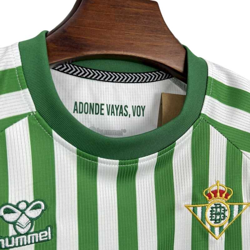 REAL BETIS EDICIÓN ESPECIAL CONFERENCE LEAGUE FINAL 25/26 KIT ENFANT