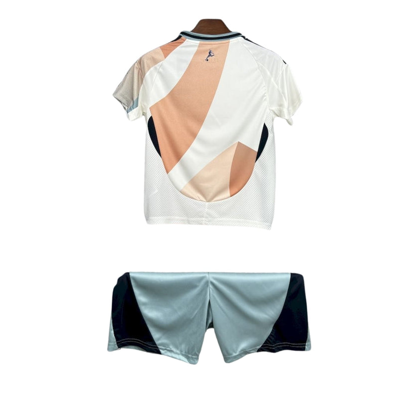ESPAÑA II 25/26 KIT ENFANT